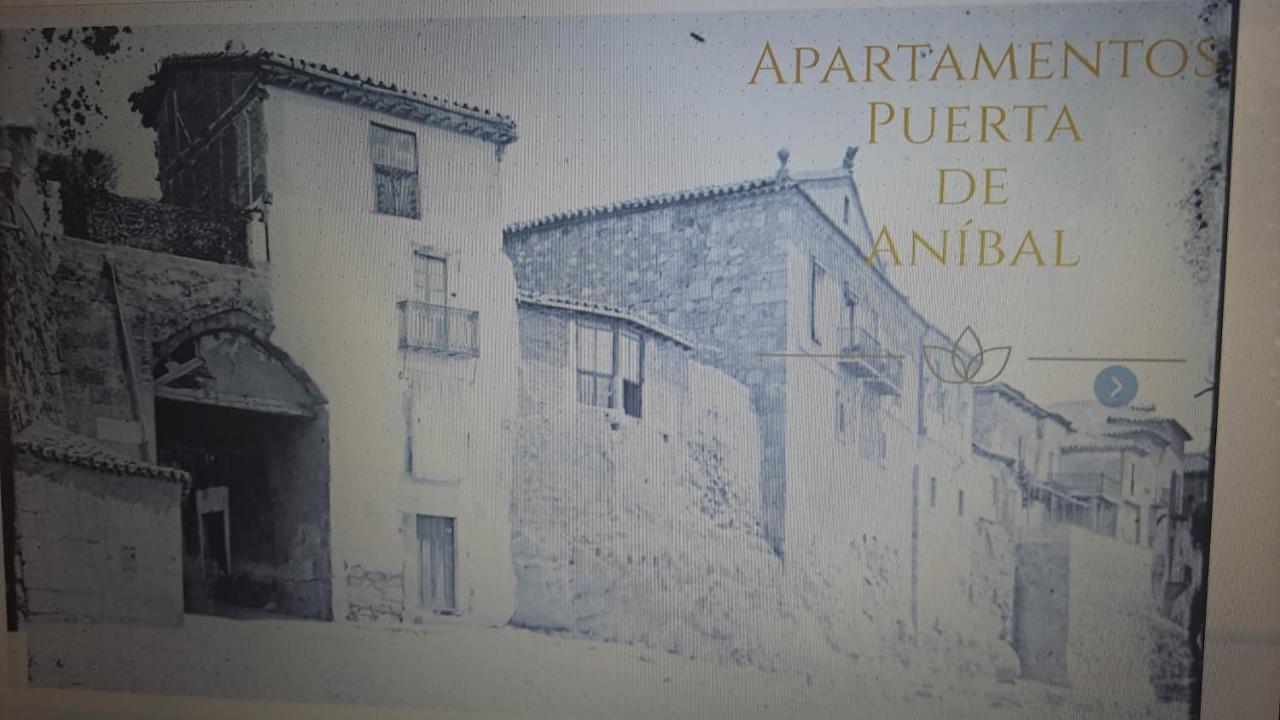 Domus Josefae-apartamentos Turísticos Puerta De Aníbal * Salamanca